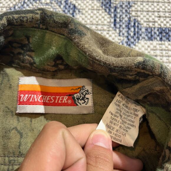 VTG 90's Winchester Camo Realtree Button Up Shirt Made in USA SZ L - Picture 3 of 5